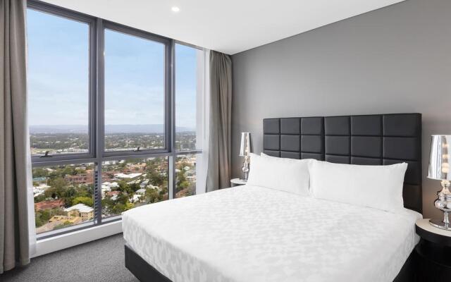 Meriton Suites Southport, Gold Coast