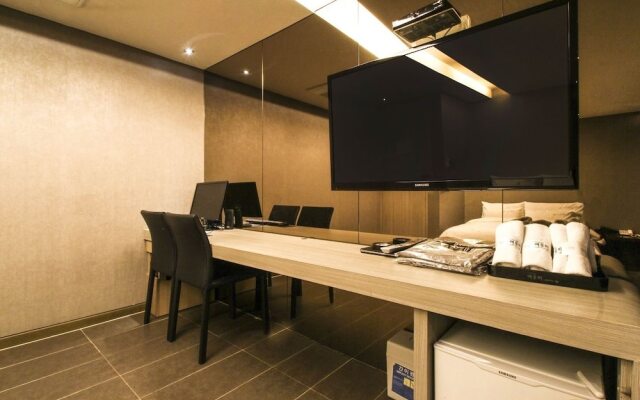 Haeundae Yeoubi Hotel