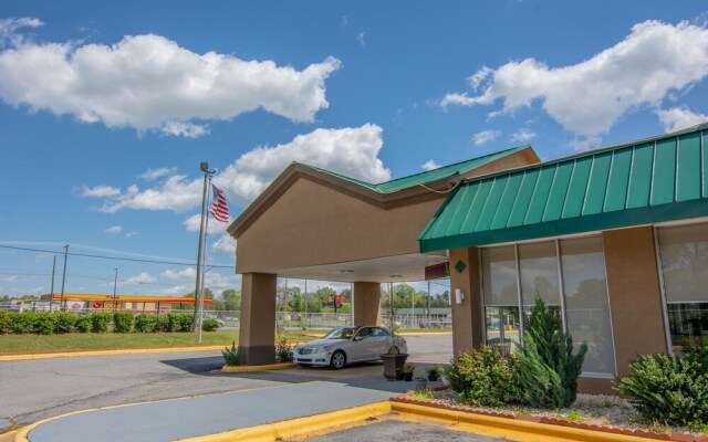 Reidsville Inn & Suites