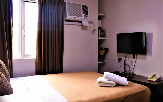 The Studio 18 Residences