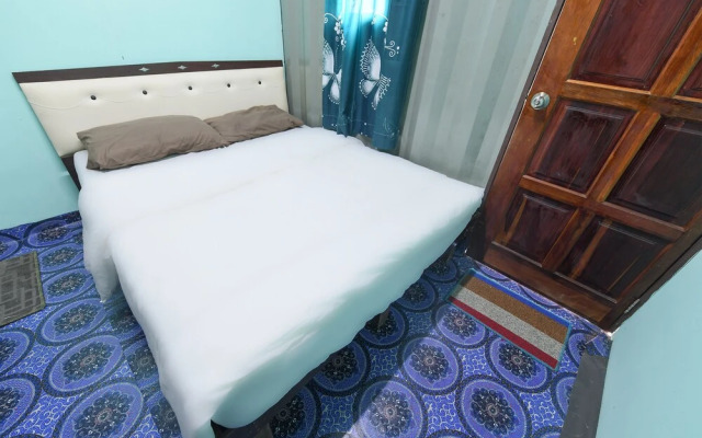 OYO 90589 The Jungle Cabin House