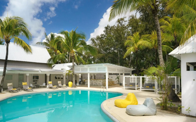 Tropical Attitude - Adults only