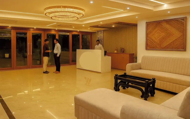 Frosty Fern Hotel & Resort