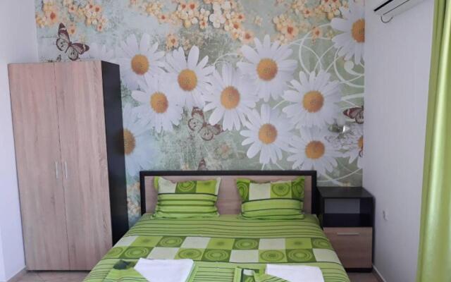 Guest House Yanina