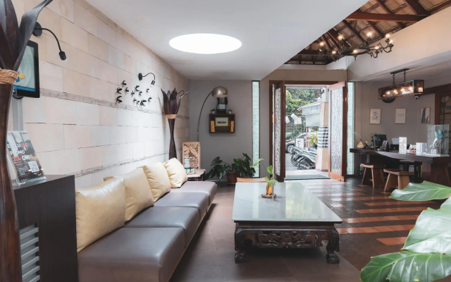 Tibera Hotel Cibeunying – Lobby – Bandung