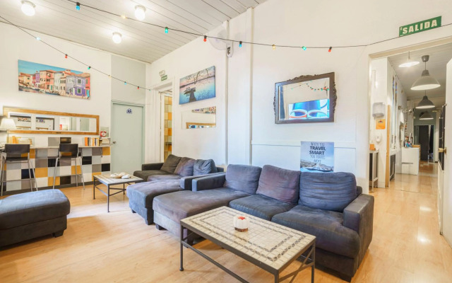 Casa Barcelo Hostel