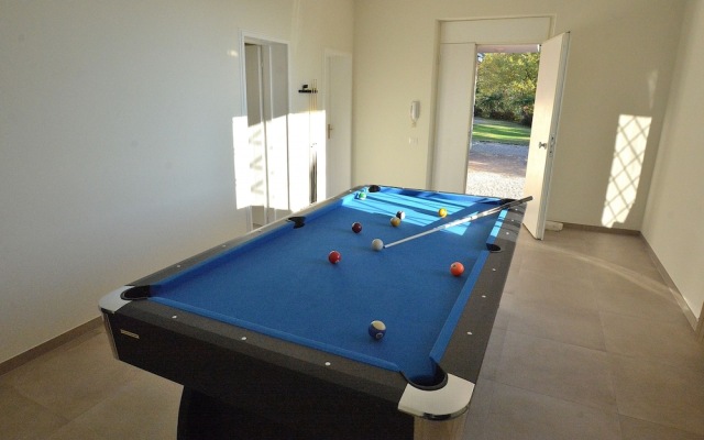 Villa Rossa Up To 10 People With Pool