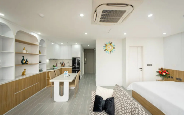 Myrcella Apartment