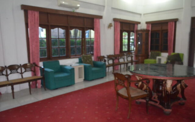 Sadinah Sahid Josodipuro Hotel