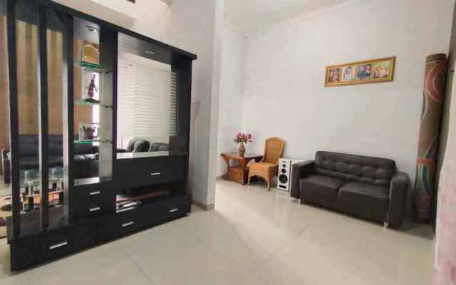 3 Bedroom at Villa Kusuma Pinus M3 by N2K