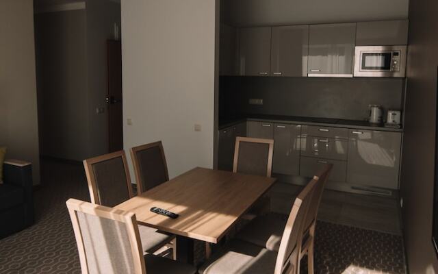Merepargi ApartHotel & Cafe