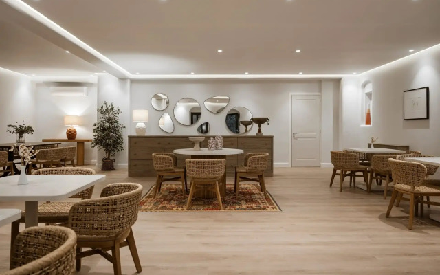 NĒRO Light-Filled Suites