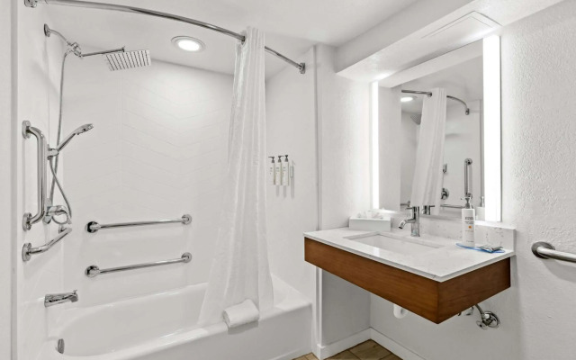 Sonesta Essential Orlando