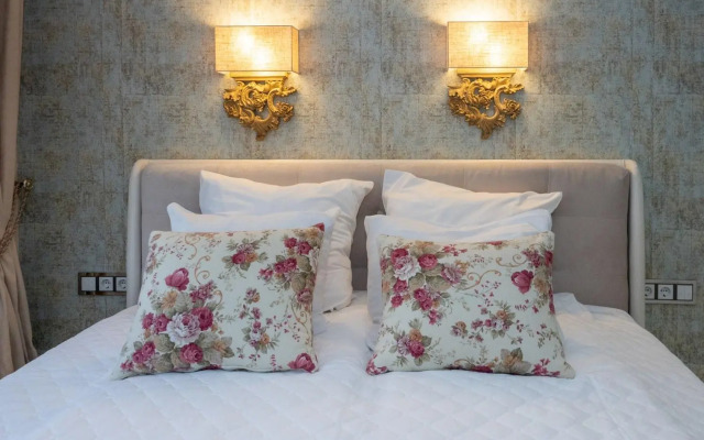 Paradise Center Apartment 1