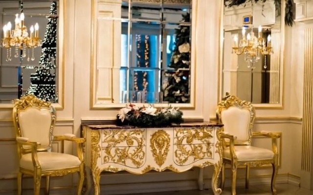 Royal Grand Hotel (Truskavets)