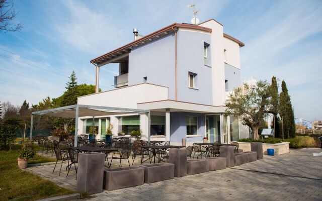 Borgo Del Faro B&B