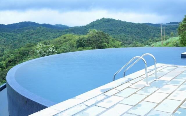 Jungle Edge Resort