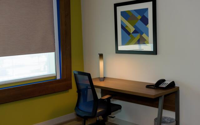 Holiday Inn Express & Suites McKinney - Frisco East by IHG
