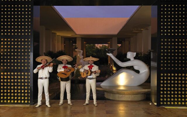 Family Concierge at Paradisus Esmeralda - All Inclusive