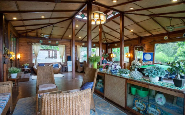 Stone Water Eco Resort