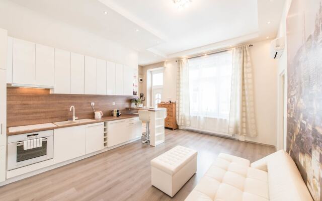 Oasis Apartments - Westend III