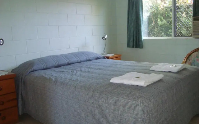 Coral Reef Apartments