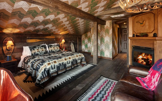 Urban Cowboy Lodge