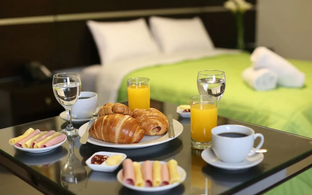 Flamante Hotel & Suite
