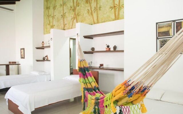Hotel Rancho Regis
