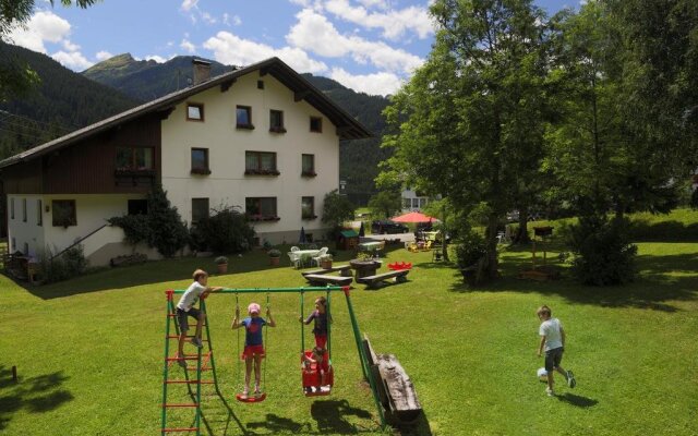 Gästehaus u Jausenstation Lienharterhof