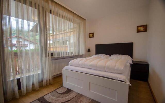 Apartment Rolando