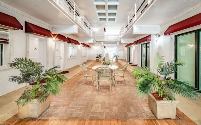 Boca Grande Hotel