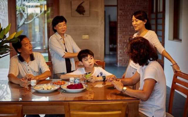 Chang House