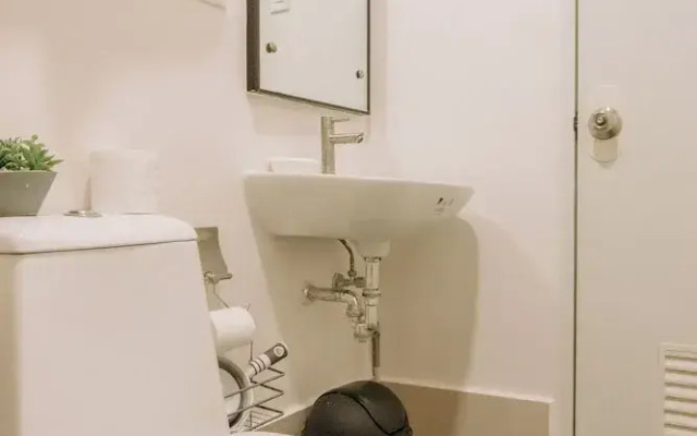 Tropical Bliss in the Metro