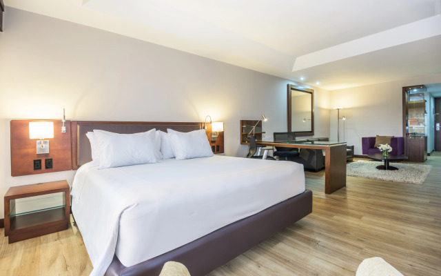 NH Collection Bogotá WTC Royal