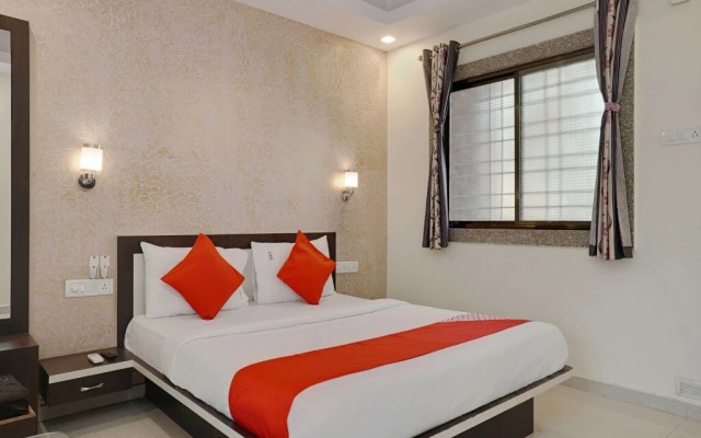 Orient Bay Inn By OYO Rooms
