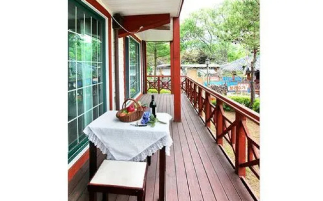 Pyeongchang White Windmill Pension