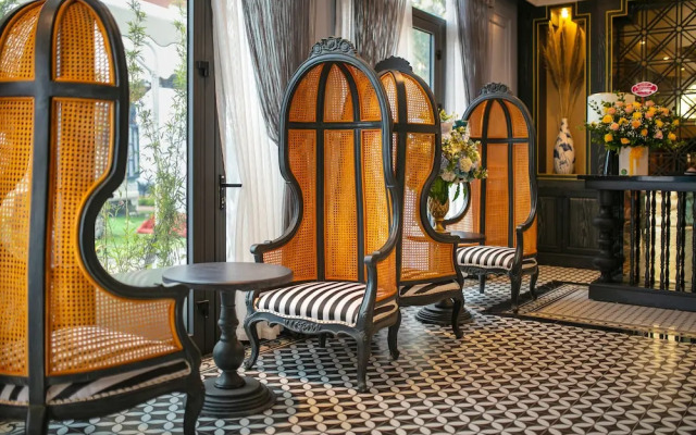 The Secret HaLong Hotel