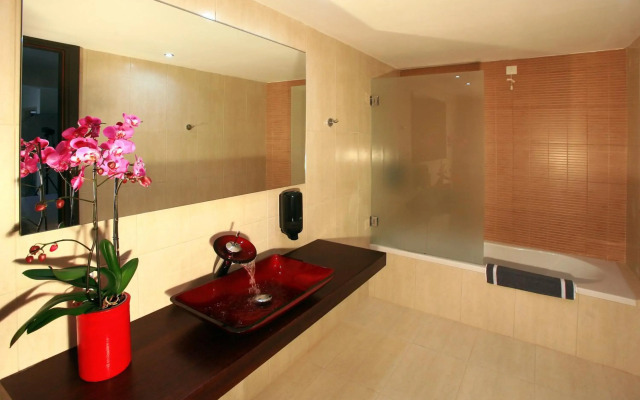 Eurohotel Katrin Suites-Adults Only