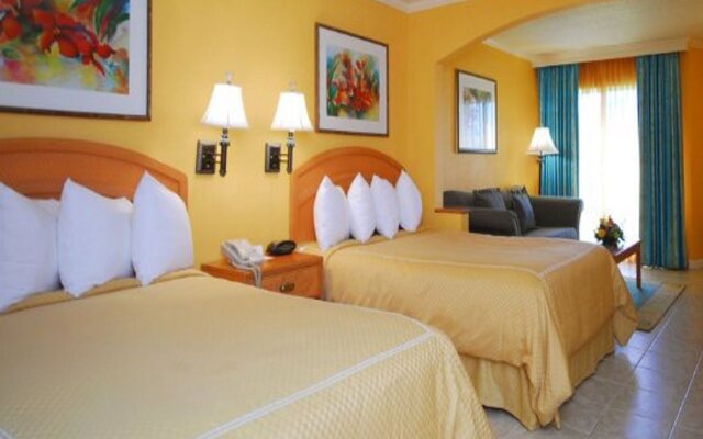 Comfort Suites Paradise Island