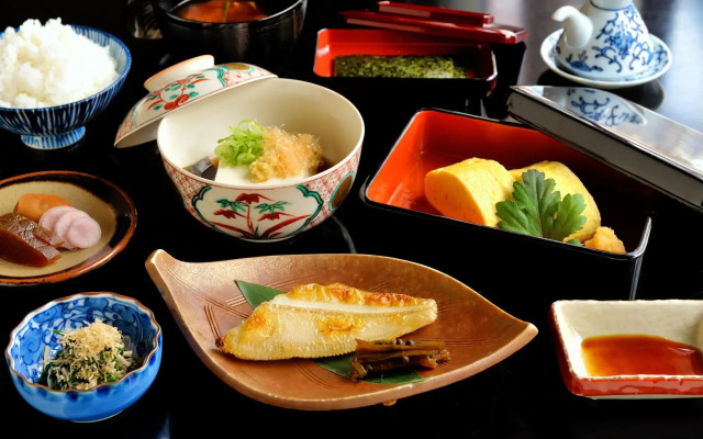 Heihachi Tea House Inn