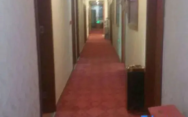 Zunyi Yutan Ziyang Hotel