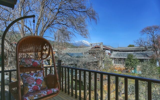 Lijiang Qilu Garden Hotel