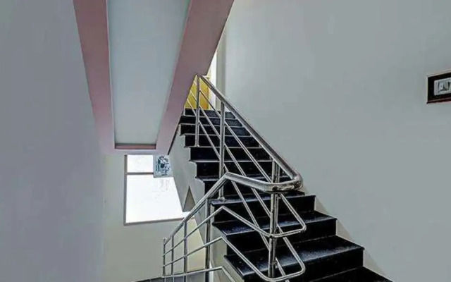 Fabexpress Sakthi Inn