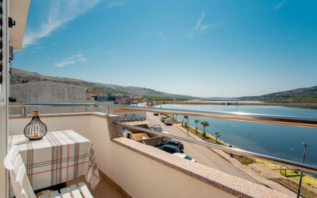 Apartment Lazić Pag