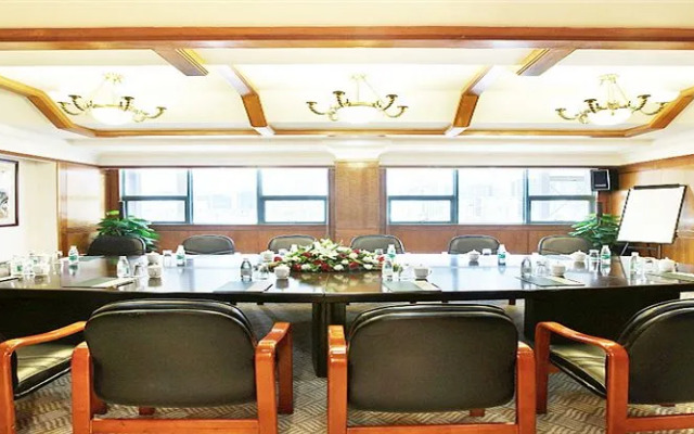 South China Harbour View Hotel