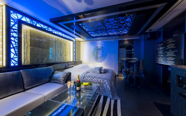 HOTEL W-AVANZA-W GROUP HOTELS and RESORTS-