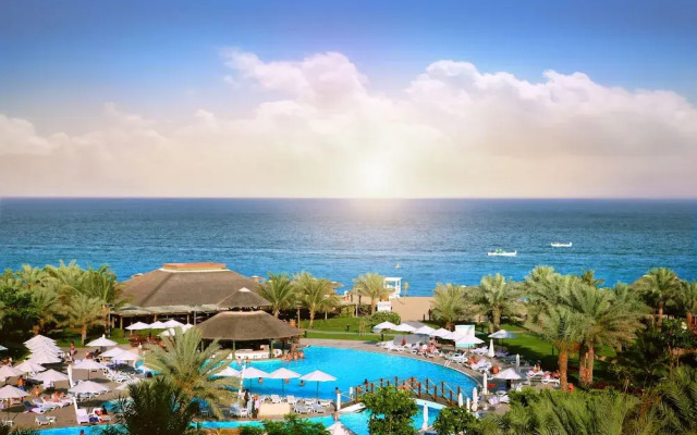Fujairah Rotana Resort & Spa - Al Aqah Beach
