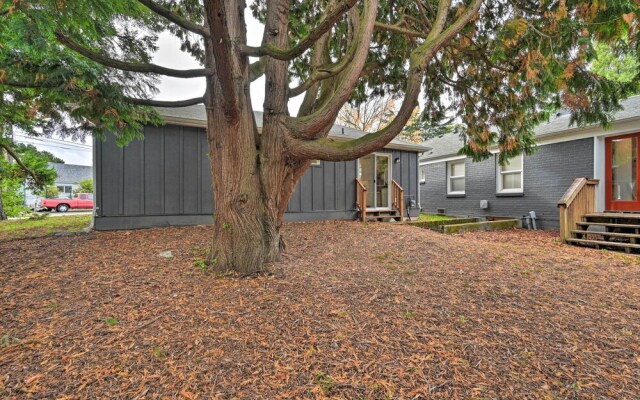 Bright Seattle Cottage w/ Private Backyard Access!