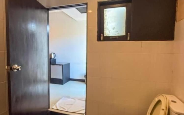POR SAHA Hotel Ramkhamhaeng 100